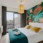 Huswell - Cosy With Amazing View